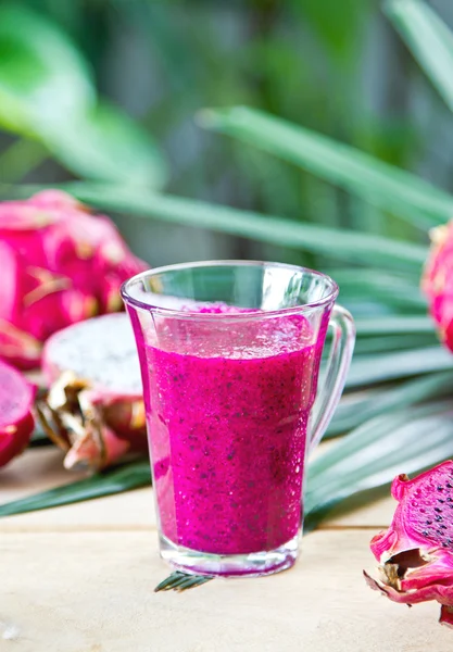 Dragon fruktsmoothie — Stockfoto