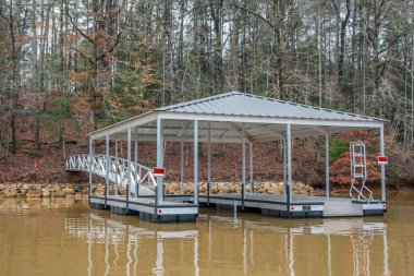 Güney Carolina, Keowee Gölü 'nde güzel bir göl parkı.