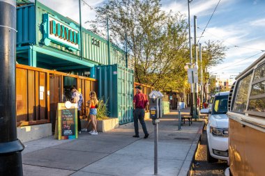 Tucson, AZ, ABD - 16 Ekim 2021: Dördüncü Cadde Tarihi Koalisyon Topluluğu