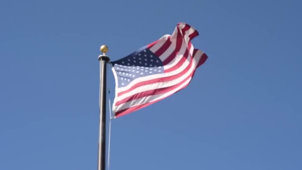 Una Bandera Ondeando Por Ciudad Tucson Arizona — Vídeo de stock