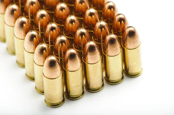 9mm Kugeln hintereinander — Stockfoto