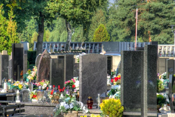 Mezarlıkta Azizler Günü Azizler Günü Hıristiyan Bayramı Telifsiz Stok Imajlar