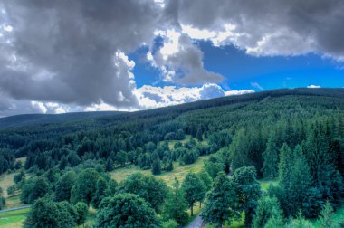 Zwieradow-Zdroj, gözlem kulesinden manzaraya bak.