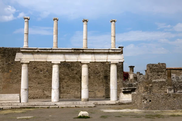 古罗马镇城的庞贝古城遗址 — 图库照片