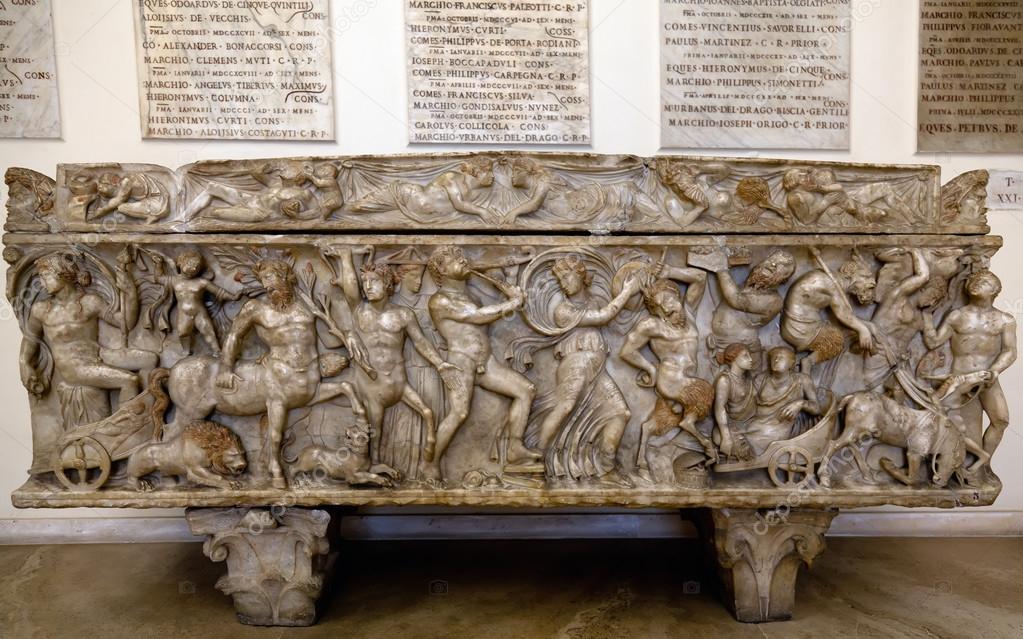 ギリシャ ・ ローマ風の大理石の石棺 — ストック編集用写真 ギリシャ ・ ローマ風の大理石の石棺 — ストック編集用写真