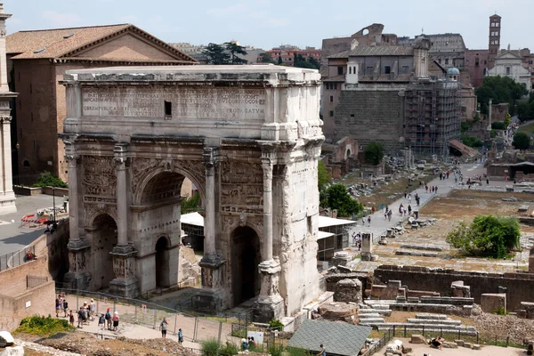 Triumphal arch of the Emperor Septimius Severus — Stock Photo, Image