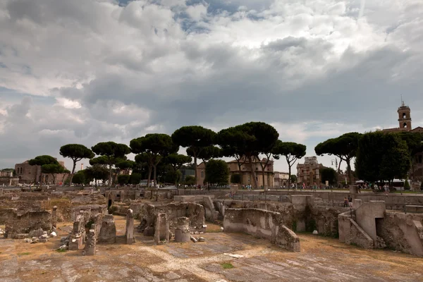 Oude Romeinse ruïnes — Stockfoto