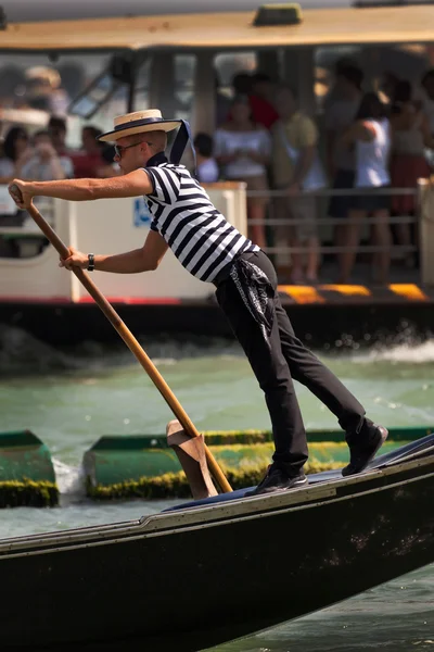 Gondoliere veneziano — Foto Stock