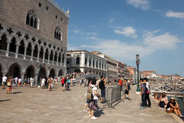 Doge 's Palace Velencében, Olaszországban — Stock Fotó