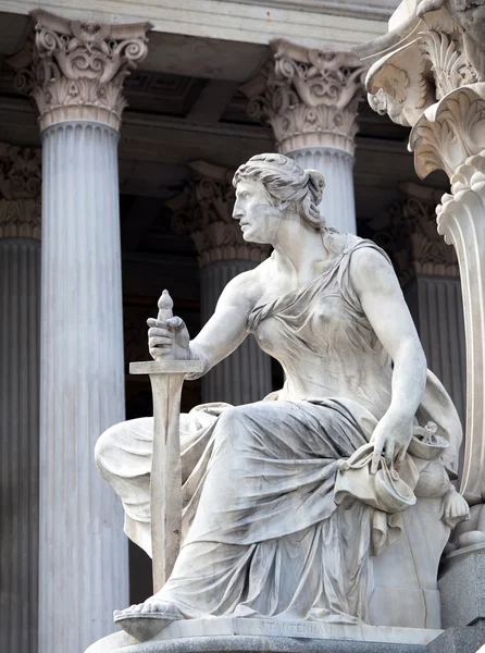 Athena fontän i Wien — Stockfoto