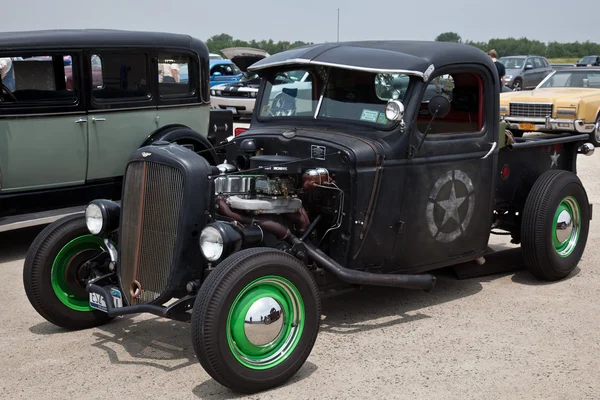 Vintage chevrolet spår — Stockfoto