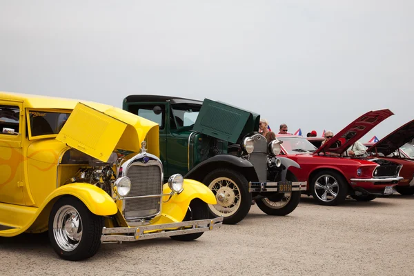Exposición de coches antiguos en brooklyn — Stockfoto