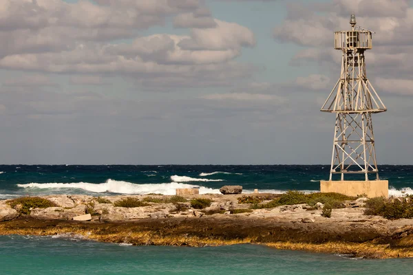 Latarnia morska w cancun, Meksyk — Zdjęcie stockowe