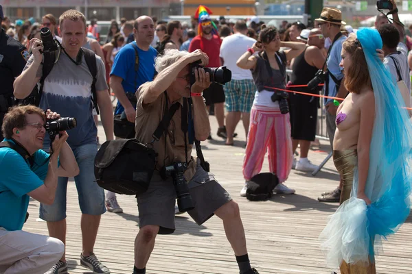 Meerjungfrauen-Parade auf der Coney Island — Stockfoto