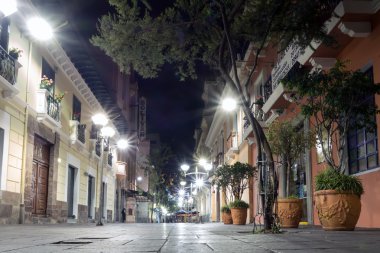 akşam quito, Ekvator