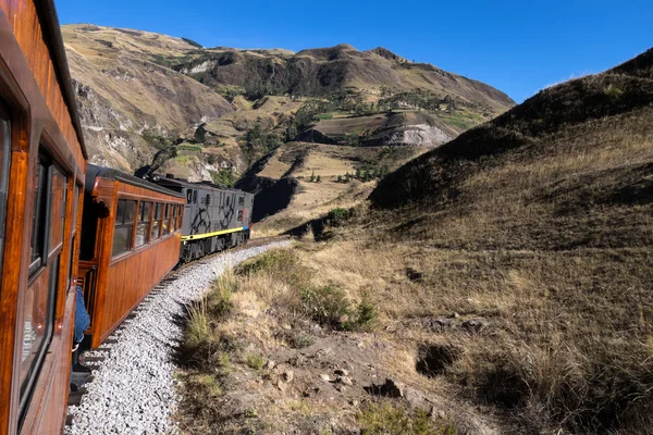 Nariz Del Diablo passeio de trem — Fotografia de Stock