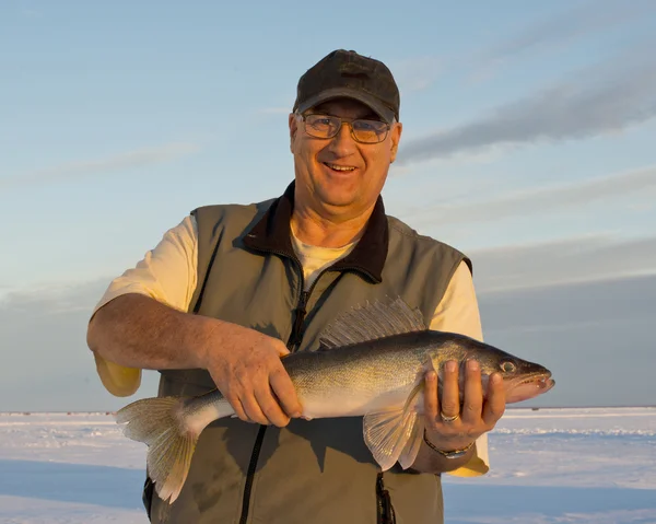 Walleye rybaření — Stock fotografie