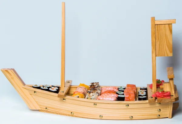 Barco de sushi — Fotografia de Stock