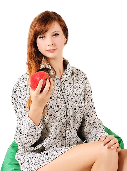 Ragazza con una mela — Foto Stock