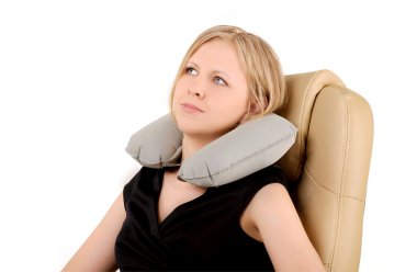 bir yastık ile kız