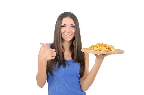 Menina mostra que os chips deliciosos — Fotografia de Stock