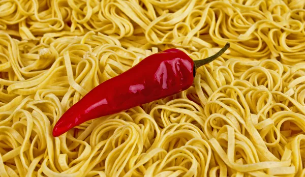 Noedels en rode chili — Stockfoto