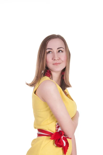 Sarı elbiseli bir kız portresi — Stok fotoğraf