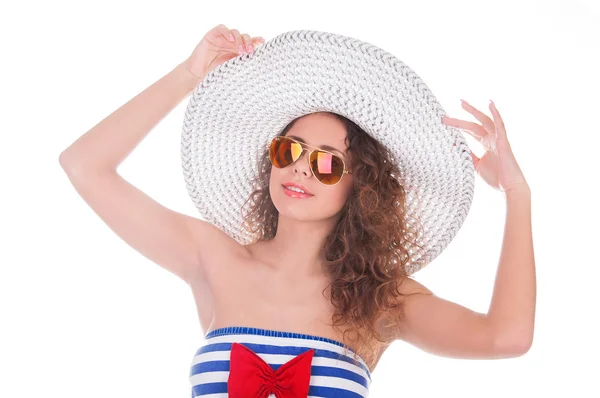 Retrato de niña de verano sobre fondo blanco —  Fotos de Stock