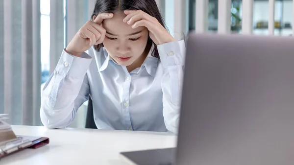 stock image Asian female staffers are disappointed by the mistakes made, Despair or disappointment, Sad feeling, Suffering, Desperate, Hopeless, Fail, disastrous, bankrupt, Scared, panicky, Failure of life.