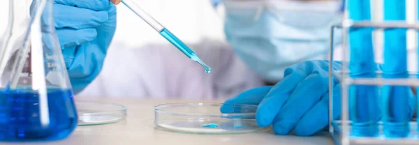 Scientists Carrying Blue Chemical Test Tubes Prepare Determination Chemical Composition — Stock Photo, Image