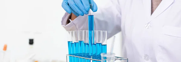 Scientists Carrying Blue Chemical Test Tubes Prepare Determination Chemical Composition — Stock Photo, Image