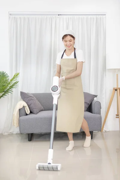 Beautiful Woman Vacuuming Floor Her Living Room Big Cleaning House — Stockfoto