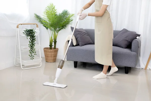 Beautiful Woman Mopping Floor Her Living Room Big Cleaning House — Stockfoto