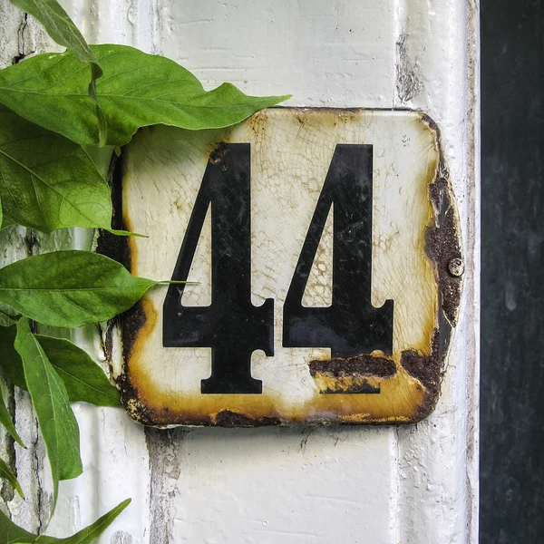 Дом номер 44 — стоковое фото