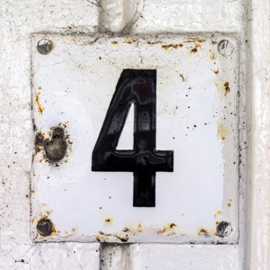 Nr. 4