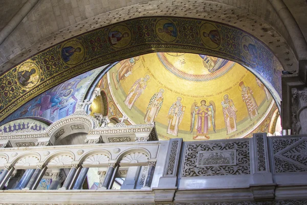 Interior of the Temple of Jesus' resurrection — Stock Photo, Image