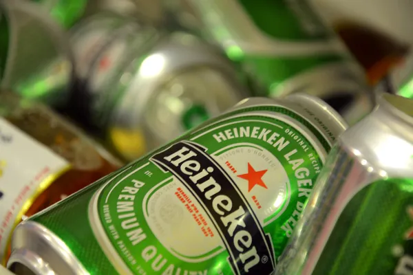 Cerveza Heineken Fotos de stock libres de derechos