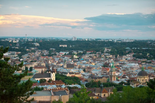 Przegląd Lwowa na Ukrainie — Zdjęcie stockowe
