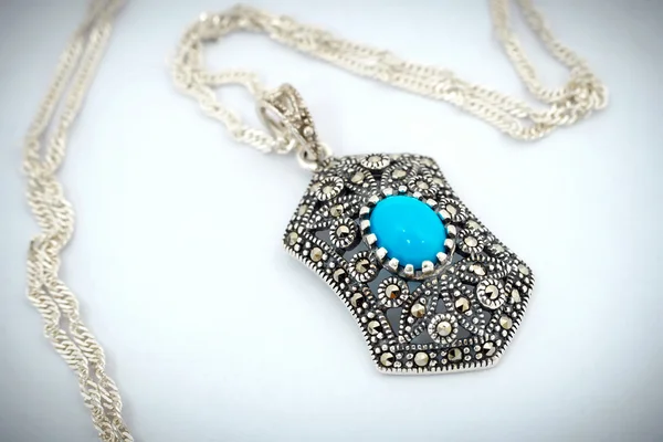 antika gümüş kolye