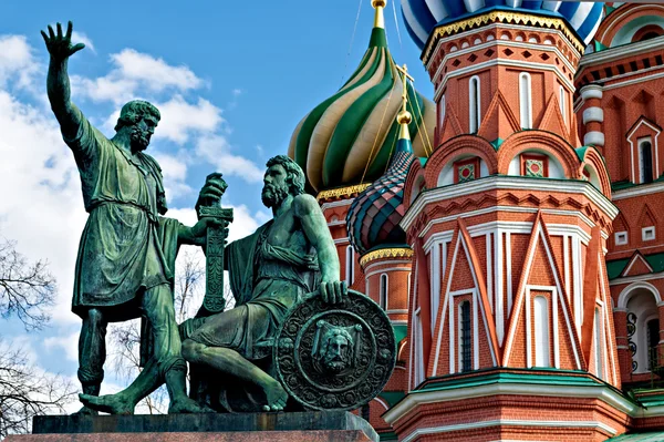 Statue of Kuzma Minin and Dmitry Pozharsky — Stock Photo, Image