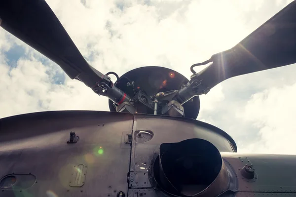 Hélice em helicóptero militar — Fotografia de Stock