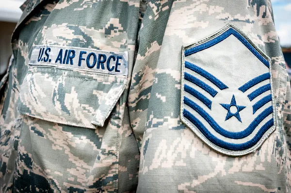 US Army Air Force emblème et grade sur uniforme de soldat — Photo