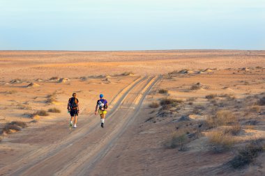 Johan steene ve joao oliveira, aşırı dayanıklılık maraton transomania 2014, çöl son aşamasına kazananları Çalıştırma