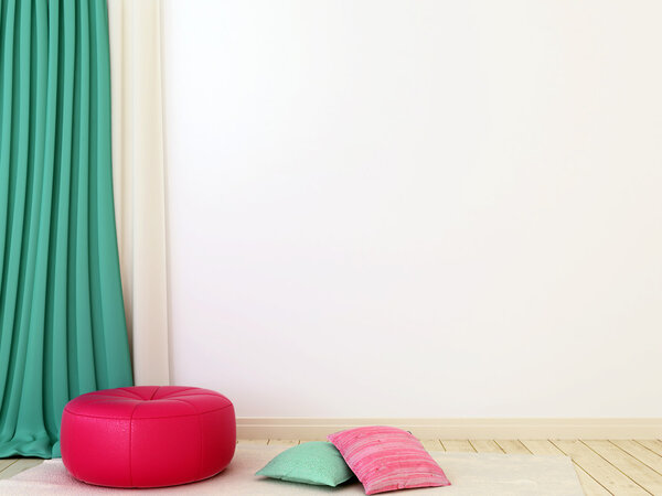 Розовый оттоман и занавески
