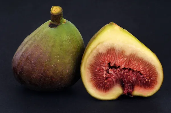 Fresh Fig Whole Cut Close Black Background — Stock Photo, Image