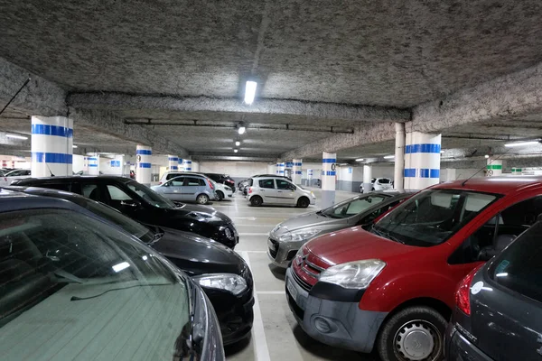 Ondergrondse Supermarkt Parking Vannes Frankrijk — Stockfoto