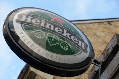 Heineken bira tabelasını kapat