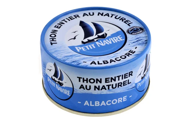 Can Petit Navire Brand Natural Tuna Close White Background — Stock Photo, Image