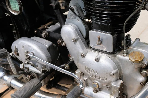 Engine Detail English Royal Enfield Motorcycle — ストック写真