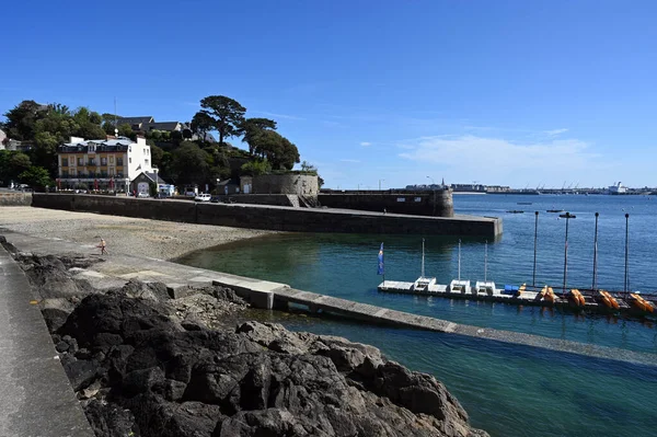 Hotel de La Vallee ile Jules Boutin 'in Yeri' nin sürgüsü